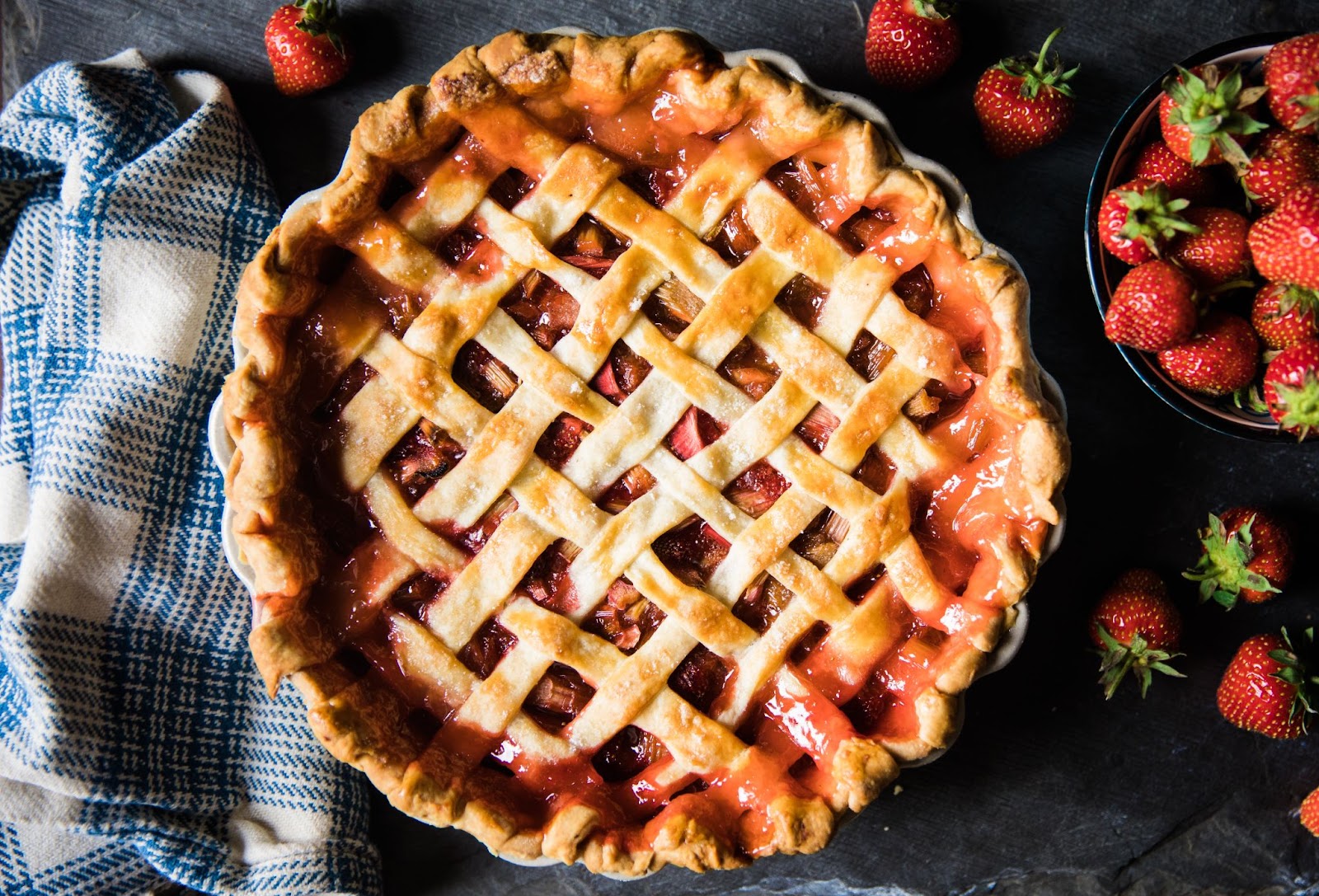 strawberry pie pastry